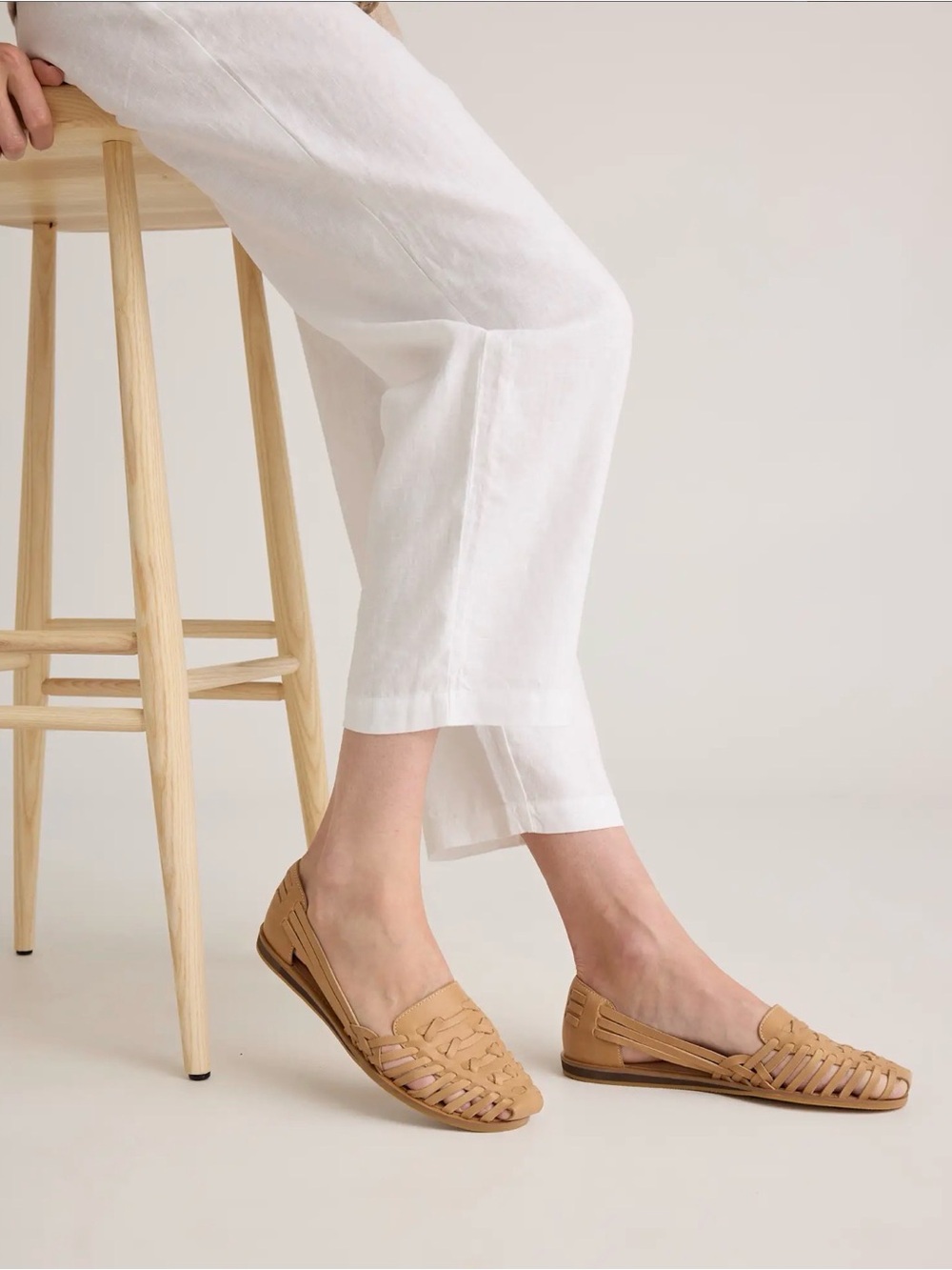 Quince NEW 100% Leather Huarache Flat tan Size 7.5 Boho Casual Fisherman Coastal